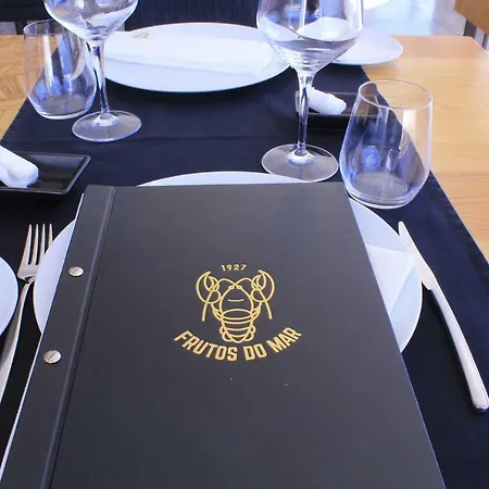 بيت للعطل Laurel House