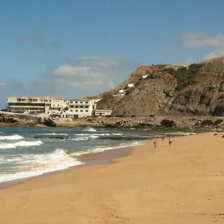 Laurel House Lourinha (Lisbon)